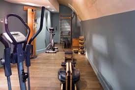 Le Saint Hotel Restaurant Kult Salle De Fitness Fitness Hospitality Hotel Hotel Design Hotel Hotel Et Spa