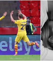 La roja were in control of the game and were dictating the tempo in midfield when pedri decided to pass the ball back to simon , who failed to. Final Copa Del Rey Goles Barcelona Vs Athletic Club