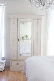 10 Ideas For Decorating With Painted Furniture Shabby Chic Bedrooms Eclectic Bedroom Chic Bedroom