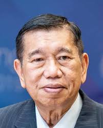 Today is Arpad Elo's birth anniversary (1903-1992). Without him and his  invention, the chess world would be