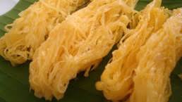 Makanan tradisional melayu yang sangat popular dan paling mendapat sambutan ramai adalah nasi kerabu cukup popular di pantai timur semenanjung malaysia terutamanya kelantan dan. Ingin Tahu Makanan Tradisional Rakyat Kelantan Myrokan