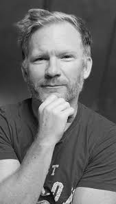 In English Please (Short 2004)