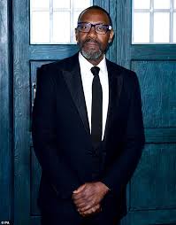 Well done lenny henry for speaking out at may and eyeballing her and telling her as it is.at what she had done to the windrush generation.shes gotta cheek kneeling and saying prays hypocrite may. Lenny Henry Says Girls Wouldn T Dance With Him When He Was Young Because He Was Black Fr24 News English