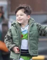 Jennifer love hewitt is growing the family. Jennifer Love Hewitt S Son Atticus James Hallisay Celebrities Infoseemedia