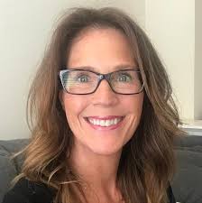 ELEVATE YOUR ART MAGAZINE: December 2022 by elevateyourart