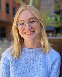 Marilyn Bara's Instagram, Twitter & Facebook