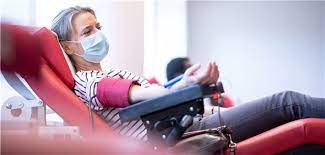 Mit einer blutspende kann bis zu drei schwerkranken oder verletzten geholfen werden. Minister Fordern Zu Blutspenden Trotz Corona Auf