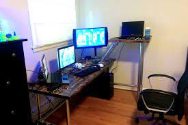 Flexispot 55 in l shaped computer desk corner desk electric stand up desk with memory controller standing desk height adjustable desk with splice board game l shaped desk (gray frame + maple desktop) 5.0 out of 5 stars. 17 Diy Corner Desk Ideas To Build For Small Office Spaces Simplified Building