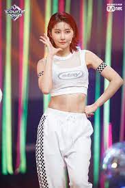 Parents and a younger brother agency: Hyebin Momoland 190321 Im So Hot Kpop Outfits Stage Outfits Kpop Girls