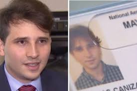 Doctor admitted to the emergency room gets out of bed to help another  patient. He risked his life