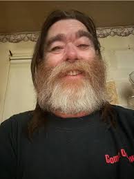 What internet and wifi services are available in Elsberry?