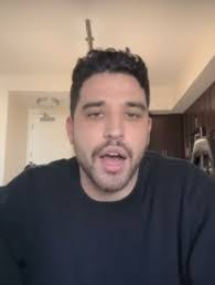 Devin Bach's Instagram, Twitter & Facebook