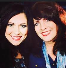 Love this Donna Ashworth !!