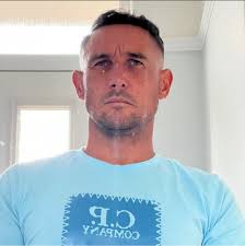 Everyone spotted exactly what Terry was trying to do. It quickly went  viral. Brutal! 😬