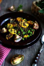 Curried Red Quinoa Salad With Peas And Cod Red Quinoa Salad Red Quinoa Grain Salad Recipes