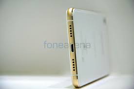 Panasonic Eluga Arc 2 Hands On ...