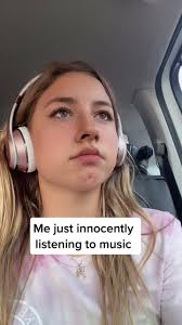 who can relate? #italianmoms #roadtrip #roadtrippin #italianmomsbelike  #italianmomsoftiktok @gianna.malandra