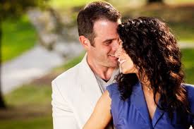 Hollywood movies frequently cast much older male actors to star alongside young … Pin On Ageless Dating Older Men Date Younger Women Cougars Love Younger Men