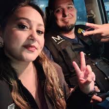 Todas las madrugadas andamos por la ciudad buscando la nota, pero esta en  especial buscamos historias. Todos tienen una anécdota, un detonante que  marco un cambio radical en sus vidas. Aqui les