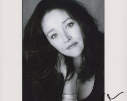 Vintage House of Fabergé Franklin Mint Romeo & Juliet Music Box: 24K  Gold-trimmed Porcelain Heart Trinket Ring Holder, Plays Romantic Melody