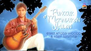 Pada juni 1993 john seme merilis album pertamanya langit masih biru. John Seme Pungguk Merindukan Bulan Official Lyric Video Video Dailymotion