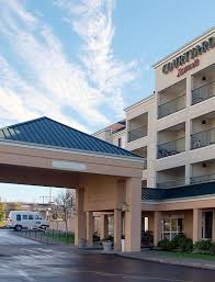 Courtyard Seattle North Lynnwood Everett Hotel Last Minute Hotel Deals Courtyard