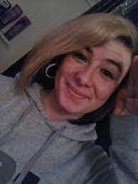 Paula Noggle's Instagram, Twitter & Facebook