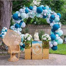 Stunning Baby Shower Inspo On Instagram A Beautiful Outdoor Baby Shower For Baby B Phot Outdoor Baby Shower Summer Baby Shower Baby Shower Balloons