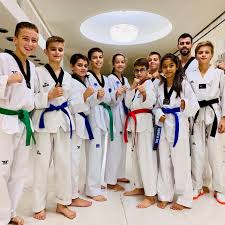 Wähle einfach die passende kategorie oder nutze unsere suchfunktion. Taekwondo Team Turbo Photos Facebook