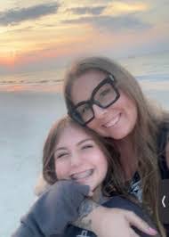 Katelyn Barnhart's Instagram, Twitter & Facebook