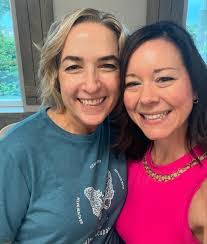 Amanda Olson's Instagram, Twitter & Facebook