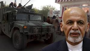 Four cars were full of money, they tried to stuff another part of the money into a helicopter, but not all of it fit. Fylh1oujedullm