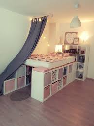 Ein Hochbett Aus Ikea Kallax Regalen In 2020 Kallax Ikea Ikea Kallax Shelf Dream Rooms