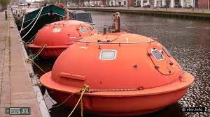 Soon You Might Need A Stay In These Escape Pod Hotels Capsule Hotel Pod Hotels Unusual Hotels