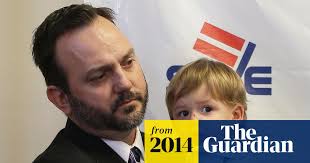 Eight gay couples and ACLU sue Florida over marriage recognition