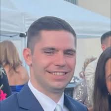 Short-term apartment or room rental in Arlington, Virginia needed