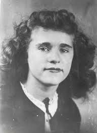 Here is another picture of Dolly (center front) with her siblings. She was  my Great Aunt. She died around the age of 15 in a wagon accident. All of  these kids were