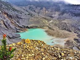 Foto Cantik Kawah di Kawasan Gunung Tangkuban Perahu