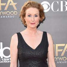 Get all the details on lisa banes, watch interviews and videos, and see what else bing knows. Gone Girl S Lisa Banes Dead At 65 After Hit And Run E Online