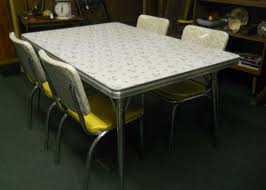 Vintage Retro 1950 S Formica Top Kitchentable 4 Chairs 295 3970 Tennessee Rd Ottawa Ks Retro Kitchen Tables Leather Dining Room Chairs Kitchen Chairs For Sale