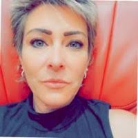 Amber Ostrom's Instagram, Twitter & Facebook