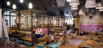 Zizzi laat je houden van je rondingen. Zizzi Brindleyplace Birmingham