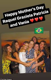 Sandwiched between maureen and nancy, she too excelled as while her brother starred for the patriots, her husband became a local legend in his own right as a member of tom brady's twin sister married former red sox star kevin youkilis in 2012. Tom Brady Pays Tribute To Both His Wife Gisele Bundchen And Ex Bridget Moynahan On Mother S Day Geeky Craze