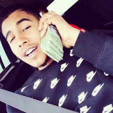 Precia Edens (@PreciaEdens1996)