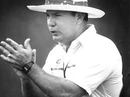 Four with Big Country ties