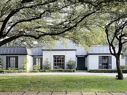 The elegance of upward expansion. Pin On Home Decor