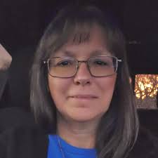 🤠✨ Meet the Team Tuesday: Syvonna Davis! 🌟🐮 For 19 years, Syvonna has  been the heart of the Chisholm Trail Heritage Center. As our Gift Shop  Manager (and true jack-of-all-trades), she's helped