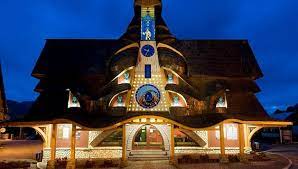 Michala archanjela ~ ubytovanie v chatkách ~ kysucká cyklomagistrála ~ rozhľadňa na bobovci www.apartmanysb.sk/apartmany. Slovensky Orloj Ine Atrakcie Stara Bystrica Kamnavylet Sk