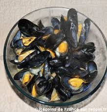 Recette Moules Au Curry Sur Recoin Fr Recette Moules Curry Recette Moules Recette Raisin
