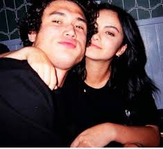 charmila or veggie ?